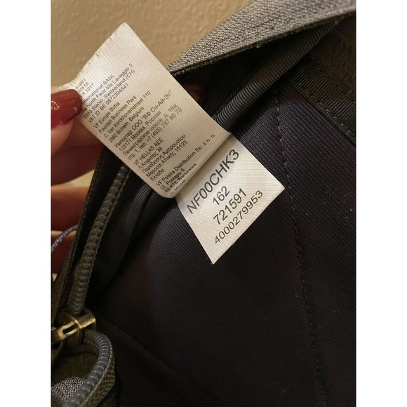 SOLD***The North Face Women's Borealis School Lapt Bkpk, Ash Gray/ Aqua Tint - Picture 7 of 11